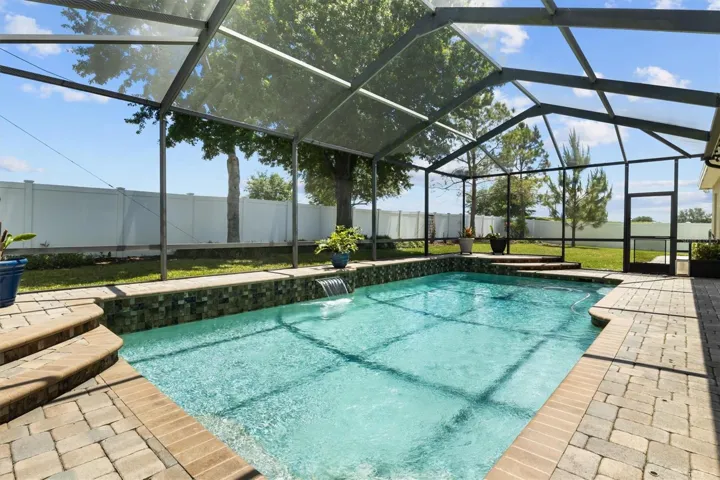 Enclosed pool area, salt water pool!