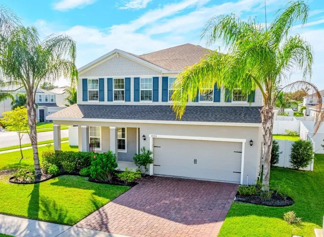 Welcome to Kensington Reserve, abeautiful GATED COMMUNITY in the heart of Sanford offering fantastic AMENITIES - like a zero-entry pool, playground, and green space — andthis spacious 2021 BUILT HOME that has everything you could want and more ~ including SOLAR!