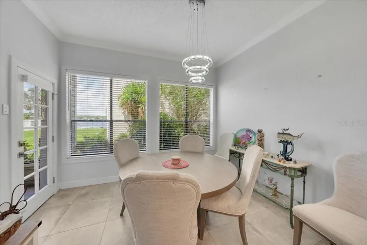Dining room overlooking Egypt Lake