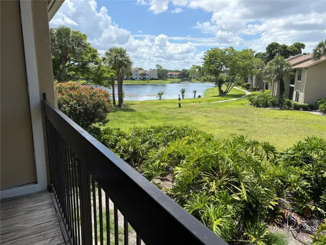 Private 2nd floor view of the lake from Lanai.
