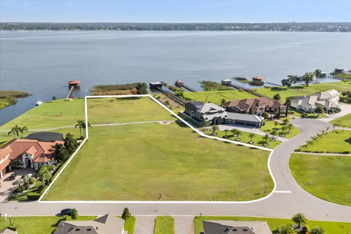 Lot on Lake Dora