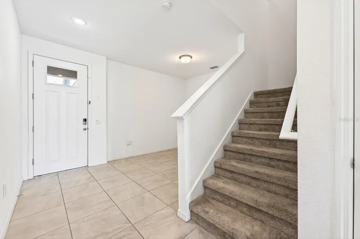 Foyer/flex space.