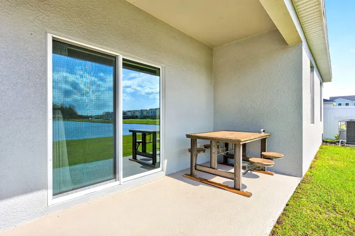 Covered Lanai.