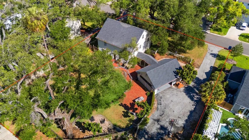 It offers 117 feet on Brookwood in front