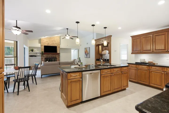Wood cabinetry, Granite countertops, roll out shelving and soft close hinges!