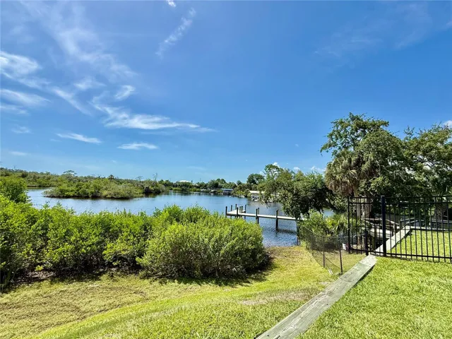 Community Dock