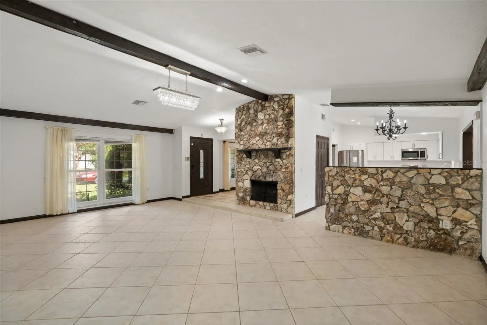 Vaulted ceiling in living and dining rooms