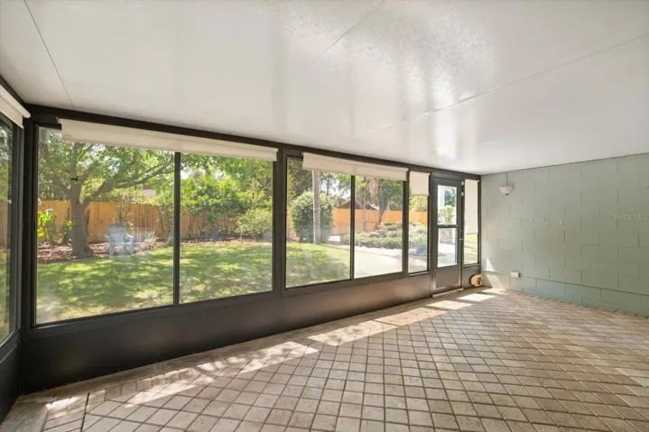 Spacious enclosed lanai for relaxing