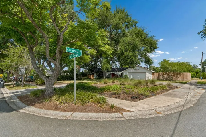 Corner lot