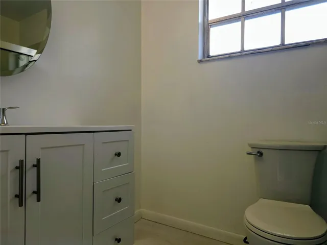 beautiful new bathroom.