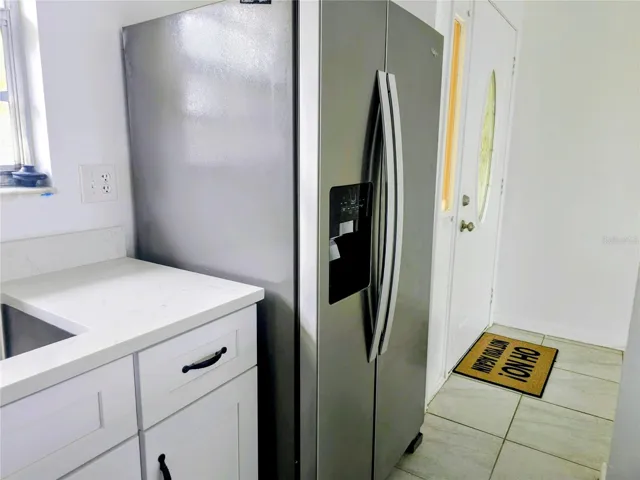 New kitchen and appliances.