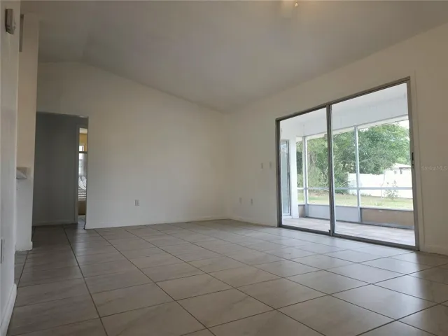 High ceilings make this room feel even bigger.