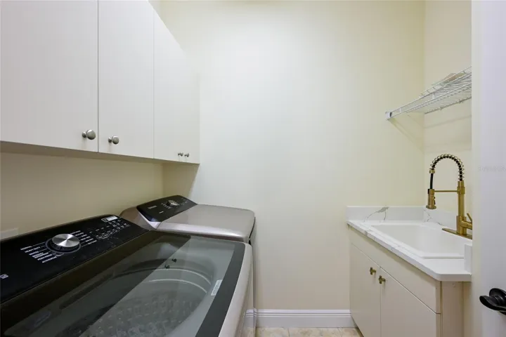 UTILITY SINK