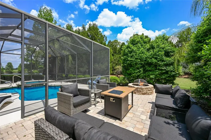 OUTDOOR FIREPIT