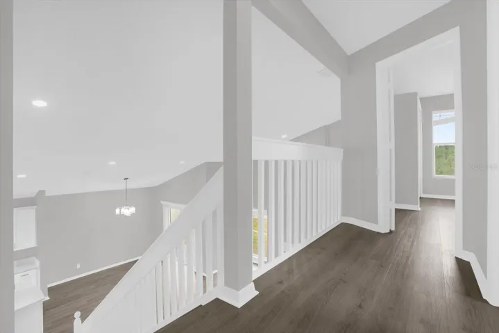 Walkway (2nd Floor)