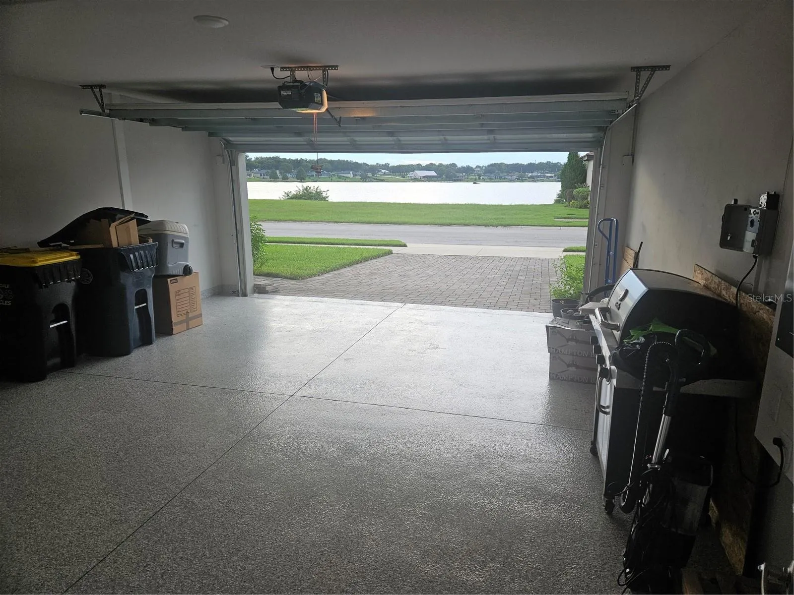 Epoxied Garage Floor