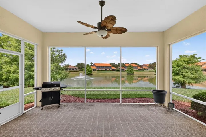 Lanai with Spectacular Water Views!
