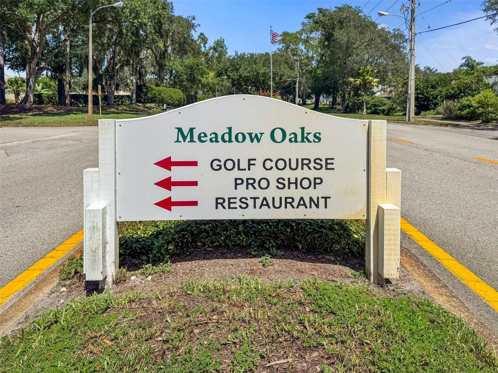 Meadow Oaks Golf Course, Pro Shop, Tavern Oaks Restaurant