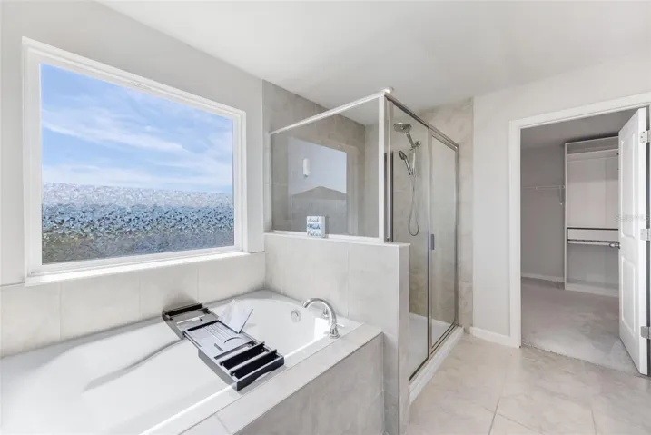 OWNERS TUB & SHOWER