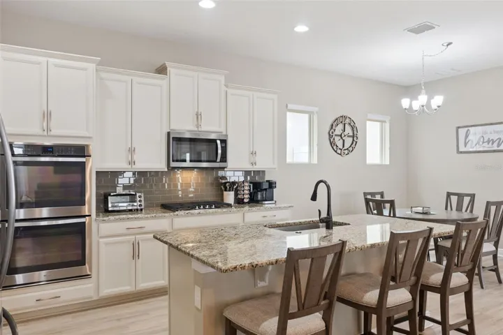 Gourmet Kitchen