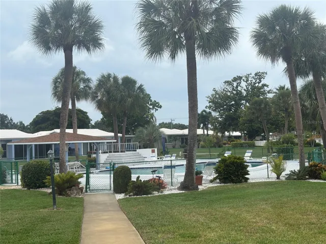 Community Pool with Covered Area for Lunches / Bar B Q !!