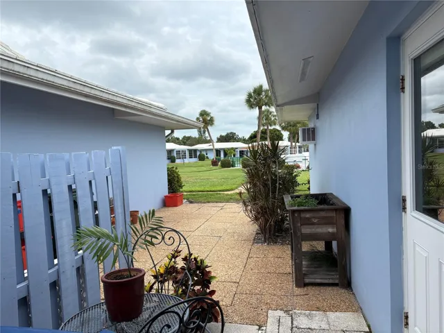 Laundry Room to Back Yard / Pool Area
