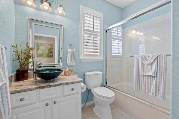Shared guest bathroom