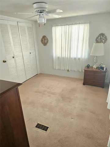 Primary 1/2 bathroom