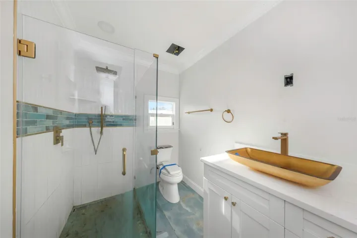 Bathroom #5