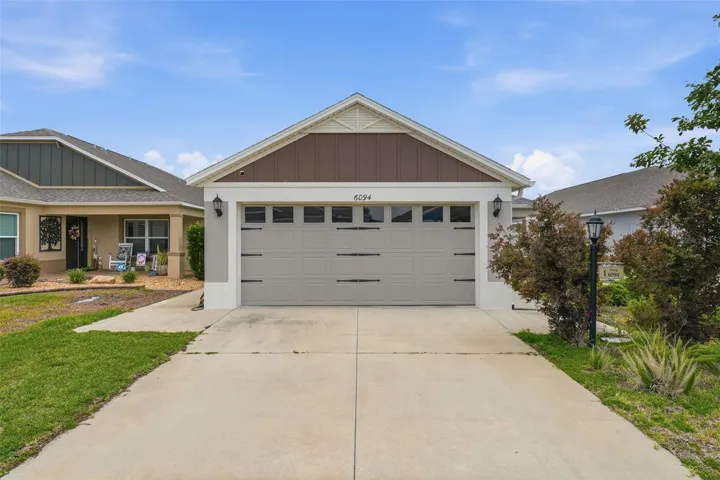 Welcome to 6094 Rodriguez Lane.