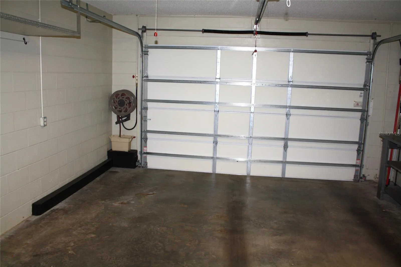 NEW GARAGE DOOR OPEN W/REMOTE