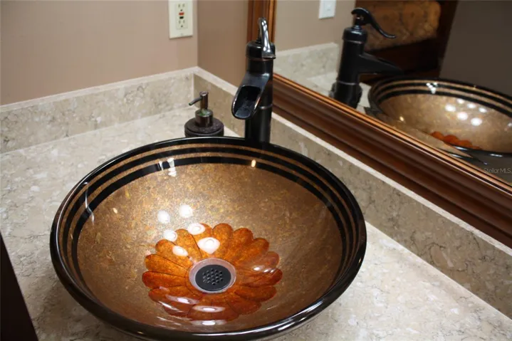 Gorgeous Vessels Round Sinks