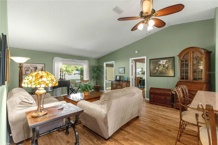 FURNISHED HOME Piano/Does not CONVEY!