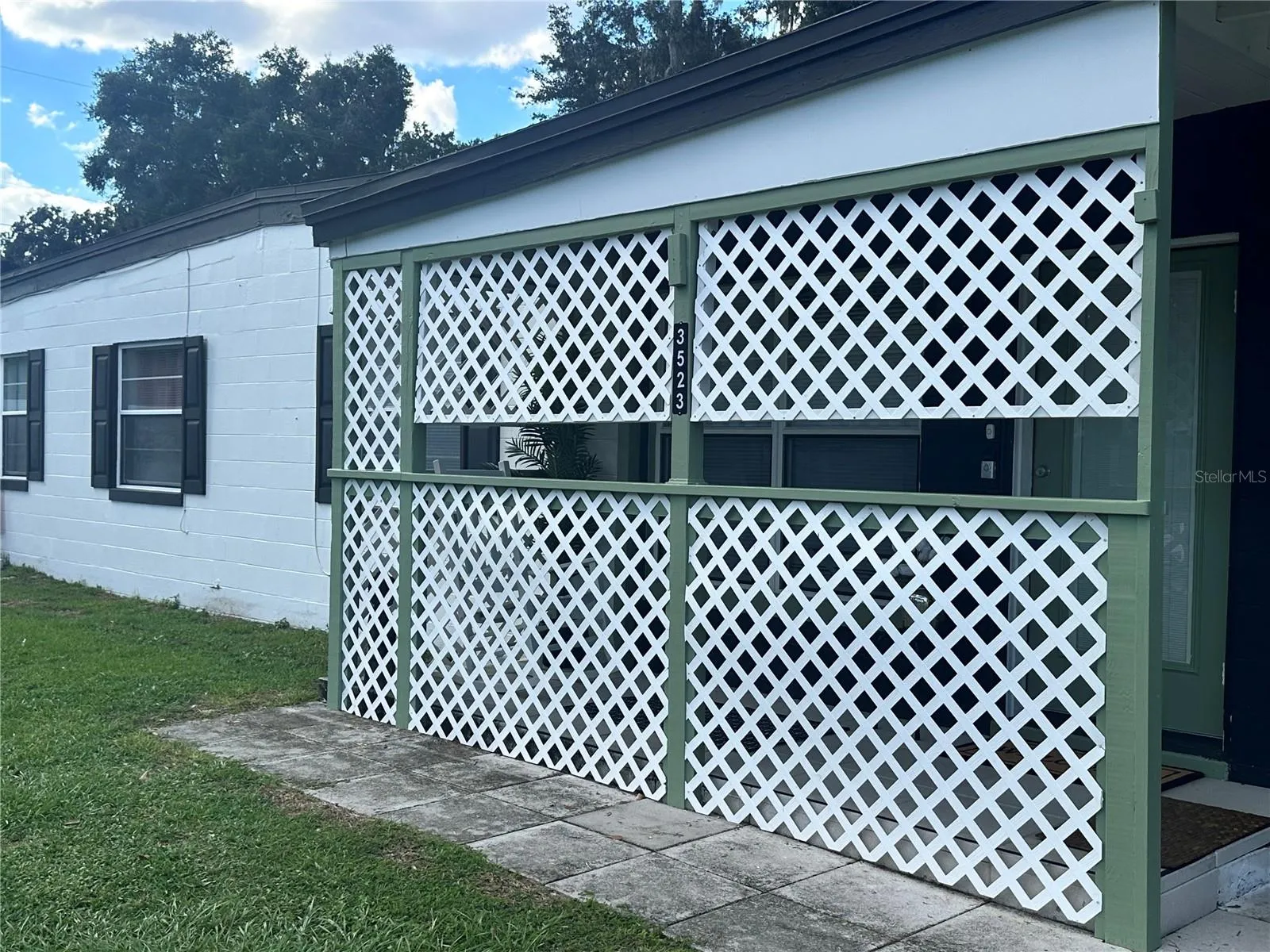Newly painted lattice