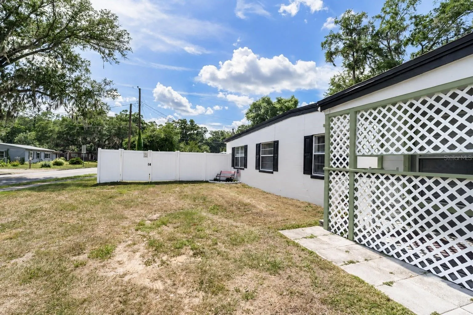 Corner lot