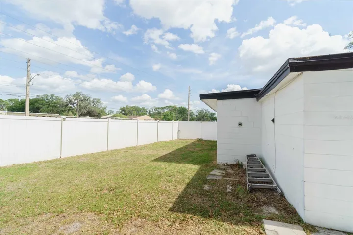 Large fence yard