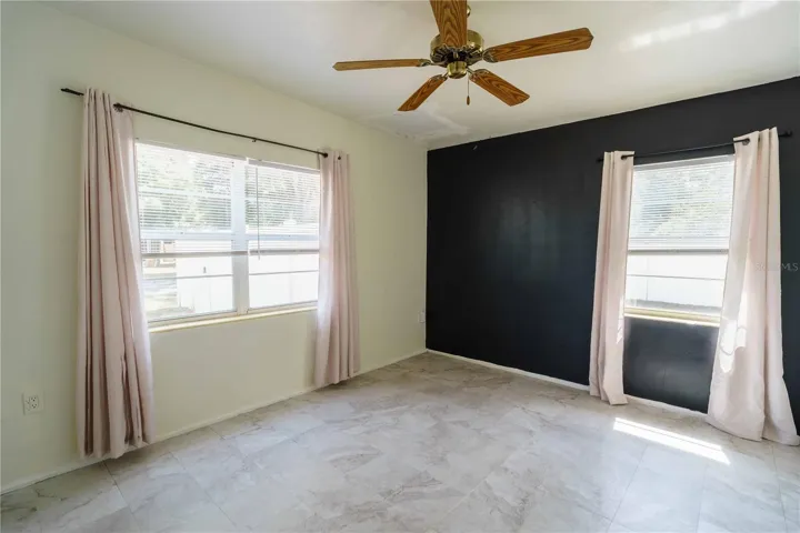 Guest bedroom 3