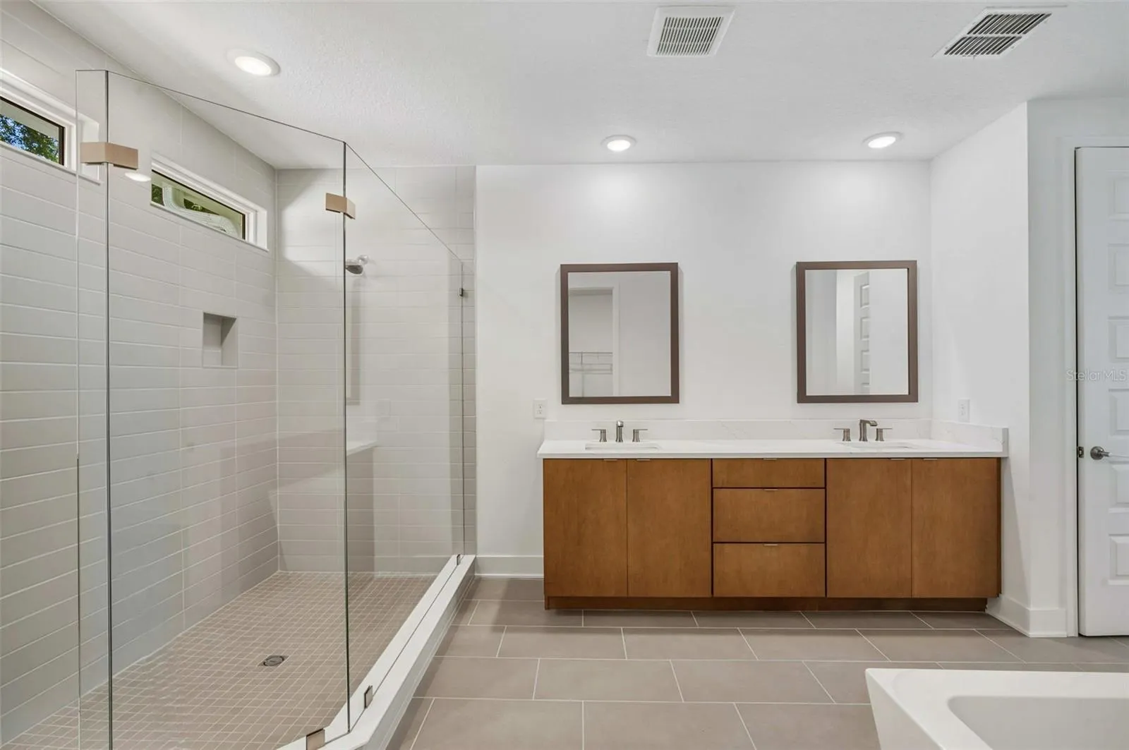 Primary en suite