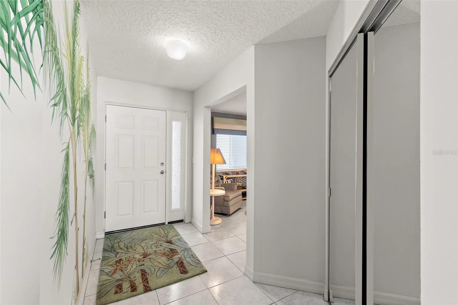 Foyer/Entry