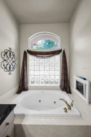 Jetted Tub in Primary