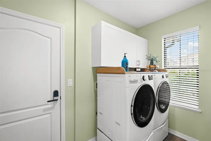 Laundry Room w/window