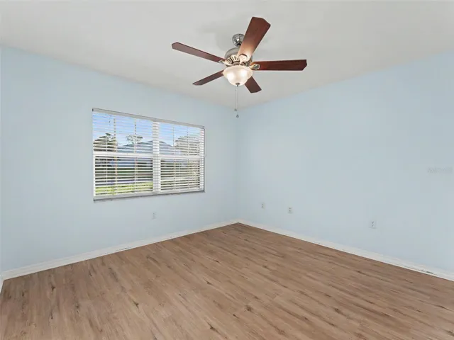 Guest bedroom