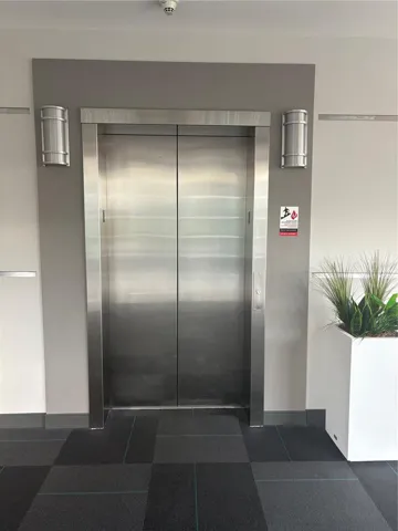 Building Elevator