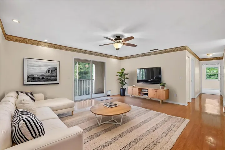 Virtually Staged Living