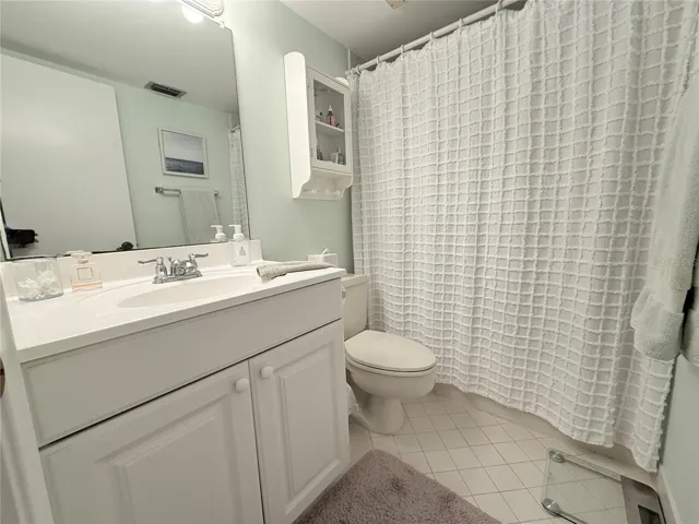 Primary bath