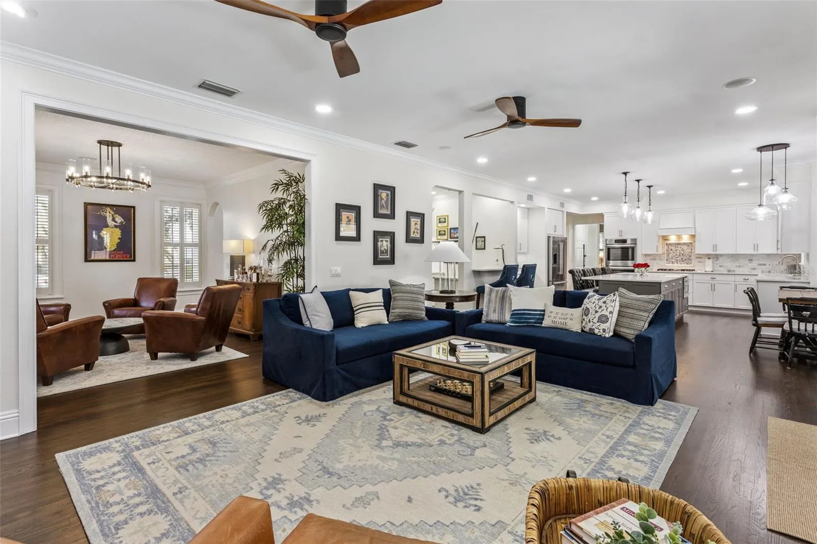 Spacious livingroom