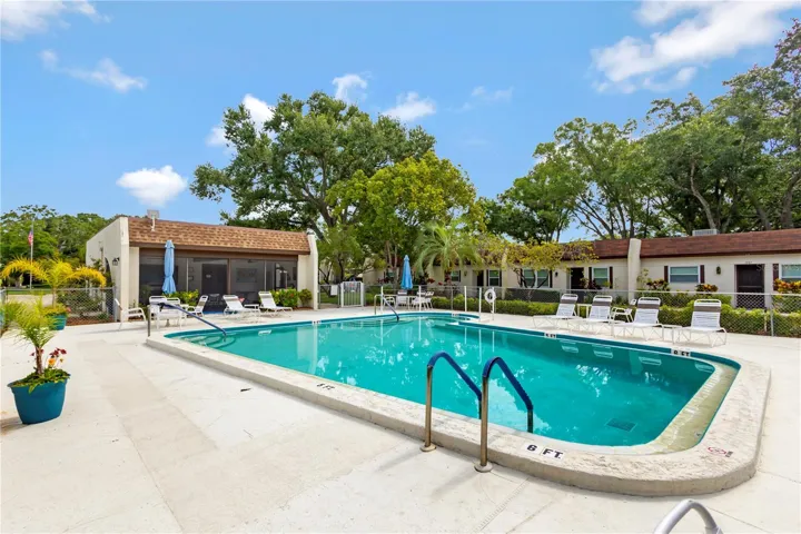 Community pool