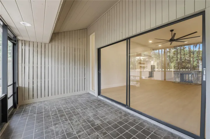 Screened lanai