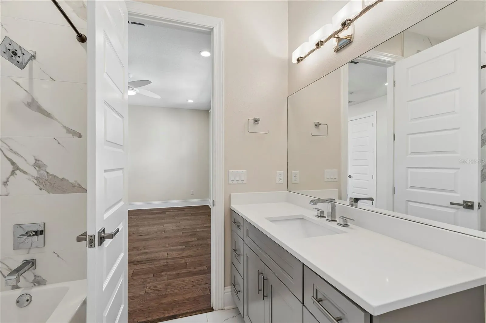 Second Ensuite Bathroom