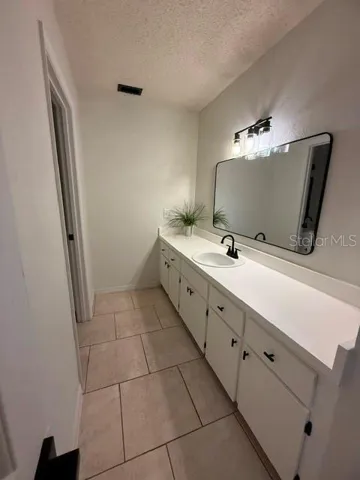 Middle bath